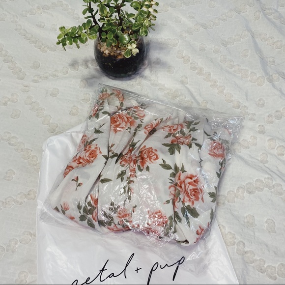 Petal & Pup Dresses & Skirts - ❌SOLD❌NWT PETAL & PUP floral dress